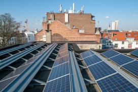 Voorbeelden van fotovoltaïsche installaties op daken